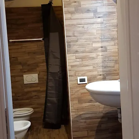 Montebello 아파트 *